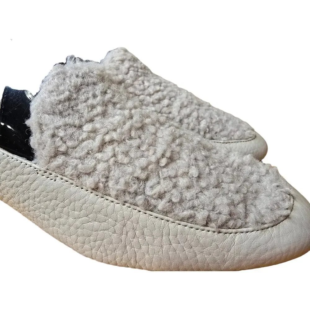 Vionic Leather and Faux Fur Loafer US Womens Size 6.5 EU 37.5 soft leather